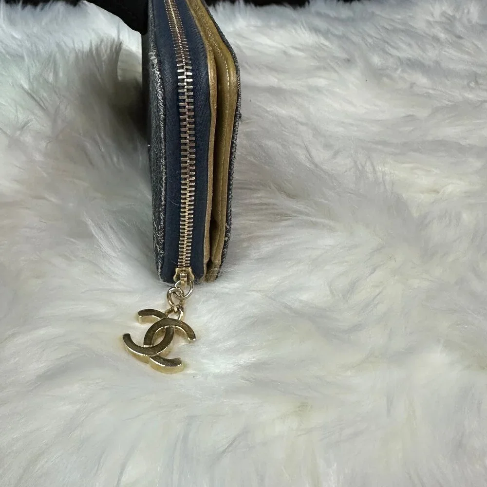 ❌SOLD❌ Authentic Chanel Denim CC Zip Around Zippy Continental Wallet - Picture 4 of 17